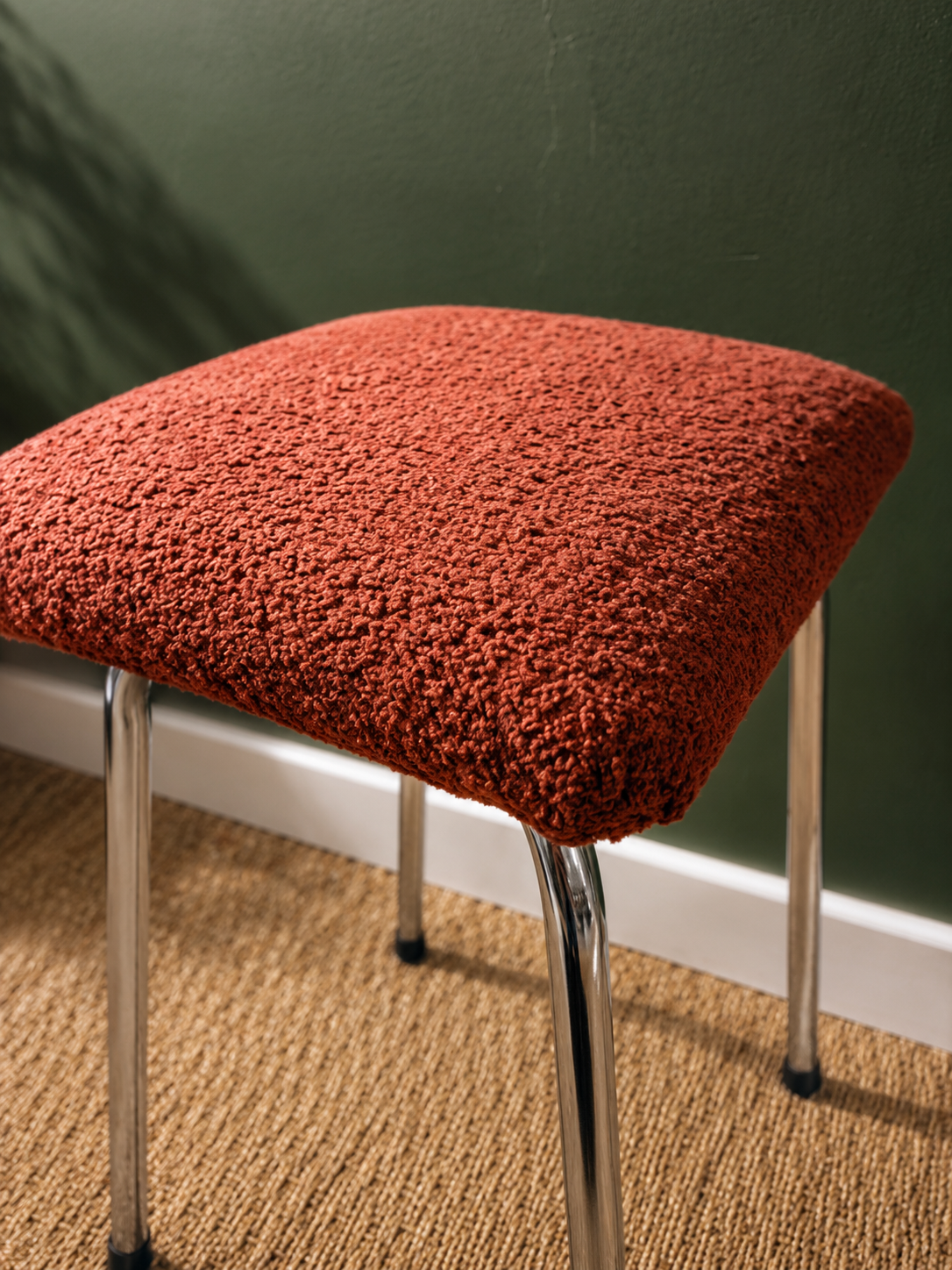 Tabouret Chrome 01 — Terracotta